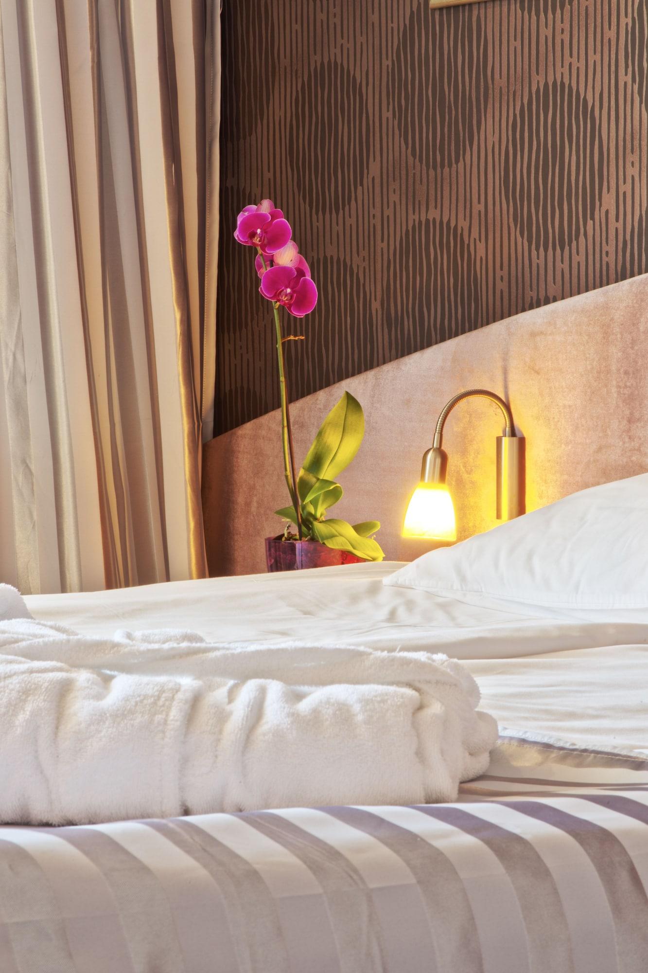 Triada Hotel صوفيا المظهر الخارجي الصورة